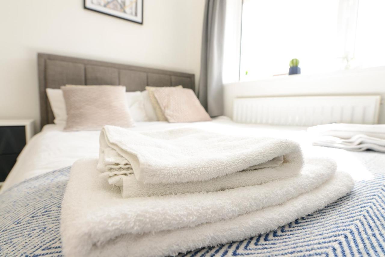 Alderton House - Spacious 3 Bed With Parking Nottingham Exteriér fotografie
