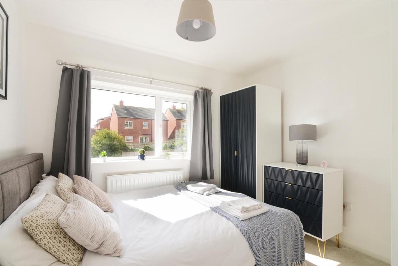 Alderton House - Spacious 3 Bed With Parking Nottingham Exteriér fotografie