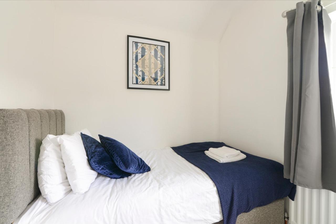 Alderton House - Spacious 3 Bed With Parking Nottingham Exteriér fotografie